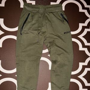 ECHT joggers (medium)